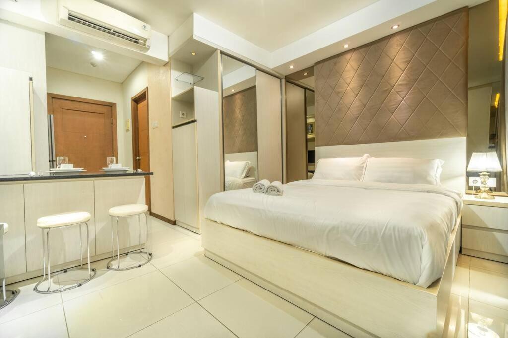 Modern & Comfy Studio In Central Jakarta, Scbd Exterior foto