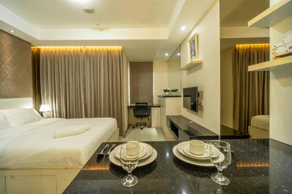 Modern & Comfy Studio In Central Jakarta, Scbd Exterior foto