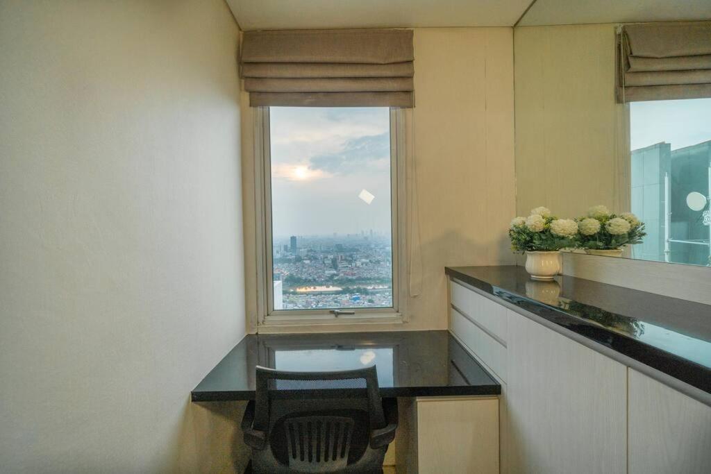 Modern & Comfy Studio In Central Jakarta, Scbd Exterior foto