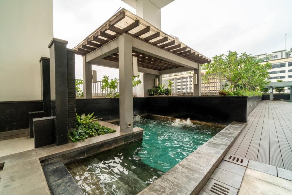 Modern & Comfy Studio In Central Jakarta, Scbd Exterior foto