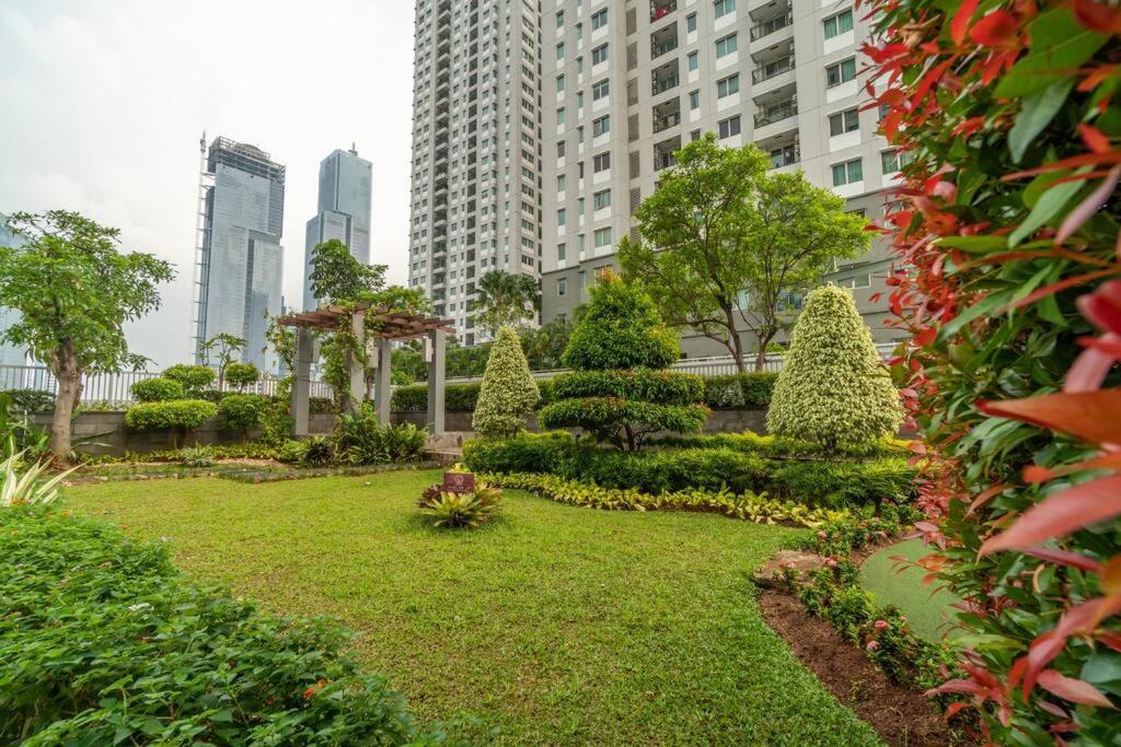 Modern & Comfy Studio In Central Jakarta, Scbd Exterior foto